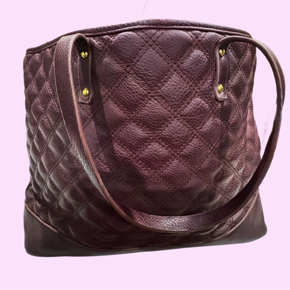 Elegant BCBG Paris Quilted Vegan Leather Purple Tote/Overnight/Laptop Bag - Picture 3 of 6